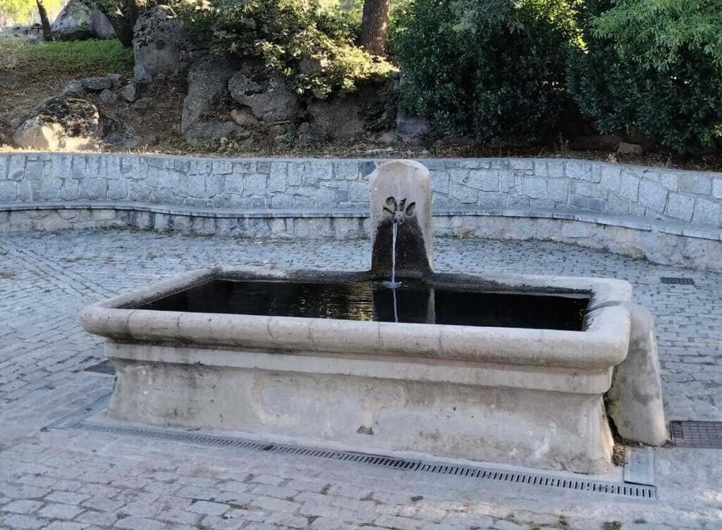 Fuente de los Pajares