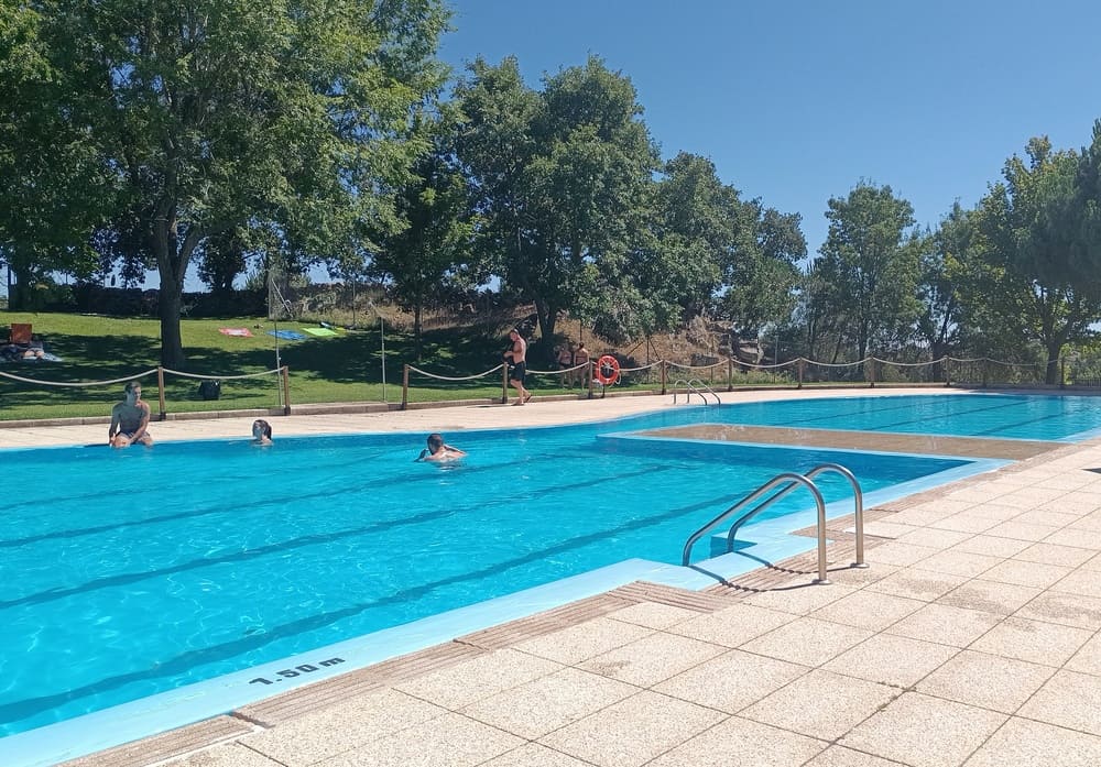 Piscina Municipal Zarzalejo